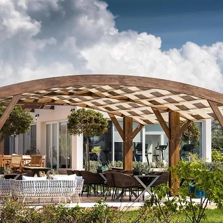 Montana With Private Pool *