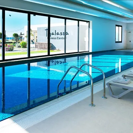 Montana With Private Pool Апартаменты Vokolidha